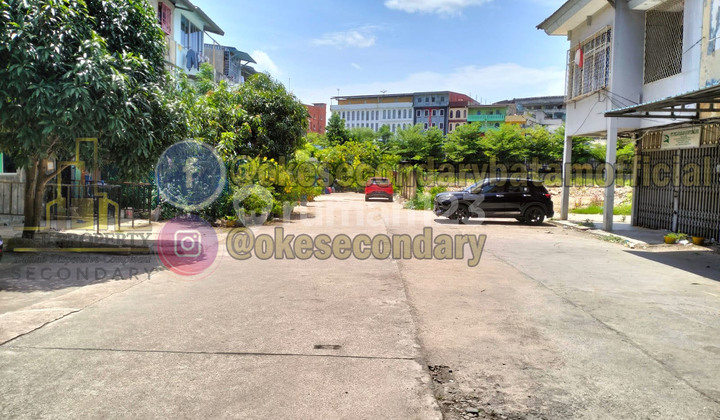 Jual Ruko 3 Lantai 5 Kamar Tidur Unfurnished Komp Pasar Pelita 20