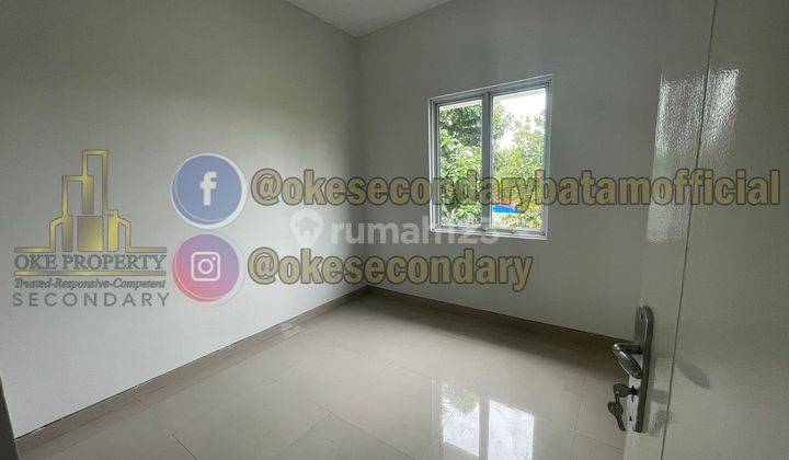 Jual Rumah 3 Lantai Unfurnished 3 Kamar Tidur Beverly Green 12