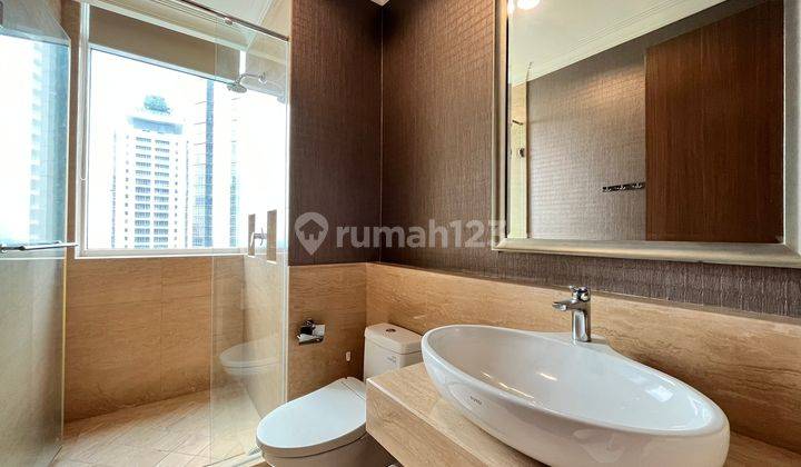 Disewakan Botanica 3 Kamar di Simprug Pemandangan Bagus 11