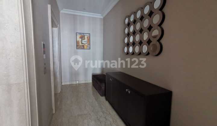 Ciputra World Jakarta 2 Kamar 165m2 Simple Theme  2