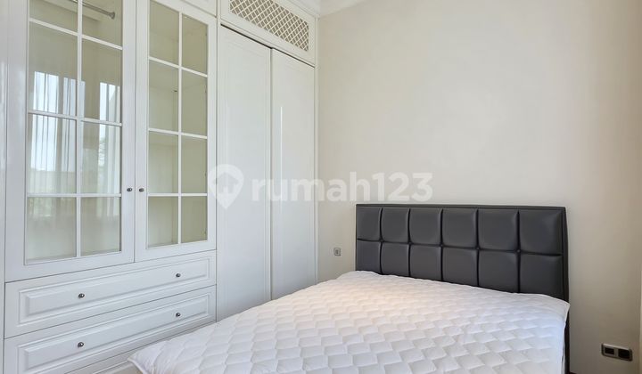 Townhouse in Kemang 3 Bedrooms with Pool Inside