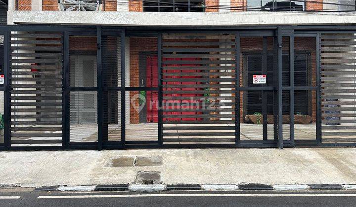 Brand New Rumah Industrial Kawasan Elite di Setiabudi 2 Lantai 2