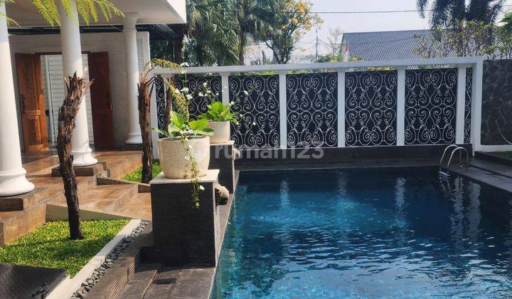 Rumah di Kemang Utara 2Lantai Good Location With Pool 2