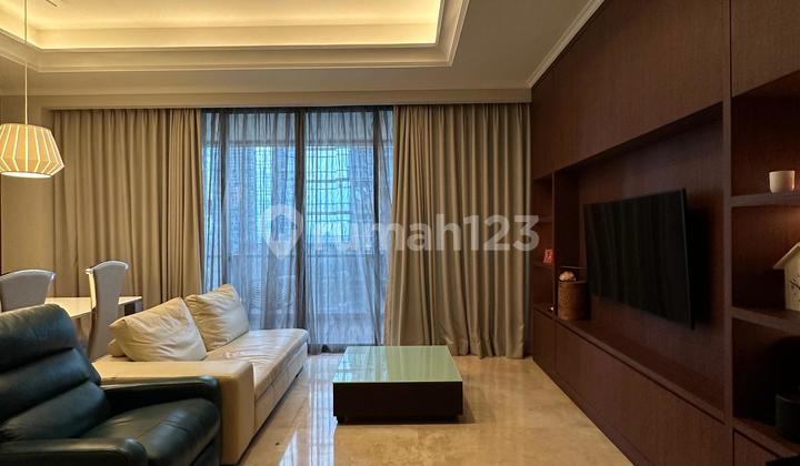 Dijual District 8 Senopati 3 Kamar Tidur 179m2 Pool View 2