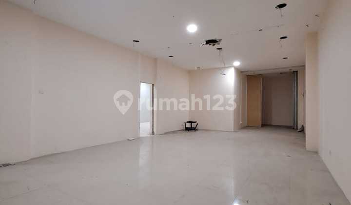 For Rent: Triple Shophouse on Panglima Polim, Prime Location For Rent: Triple Shophouse on Panglima Polim, Prime Location