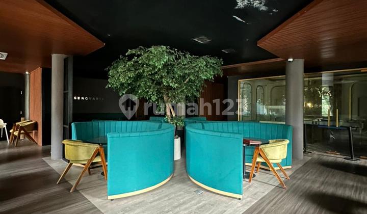 For Rent: Mini Building in Senopati, 3 Floors with Kitchen Set For Rent: Mini Building in Senopati, 3 Floors with Kitchen Set