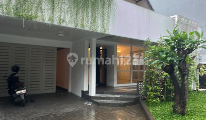 For Rent Luxury House in Pondok Indah 2 Floors Garden Balcony