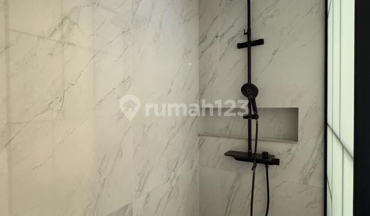 Rumah Mewah di Pondok Indah 422m2 2 Lantai dengan Pool  2