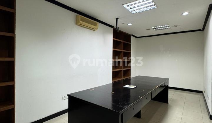 Office Building in Thamrin Jakarta 3 Floors Rooftop View Thamrin Office Building in Thamrin Jakarta 3 Floors Rooftop View Thamrin