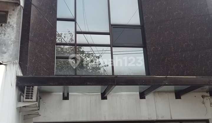 For Sale Shop House on Kebayoran Lama Street 2