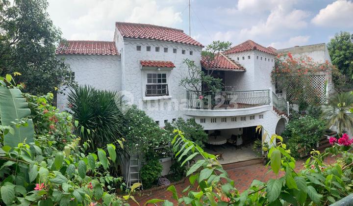 Rumah Cantik Di Kemang Jakarta Selatan