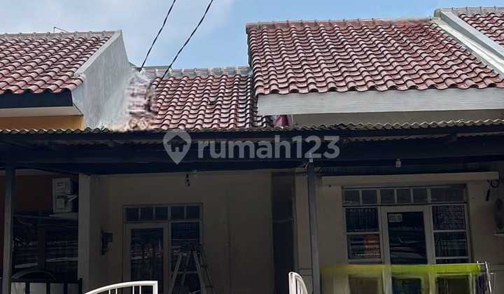 Old House In Melati Mas Regency 1