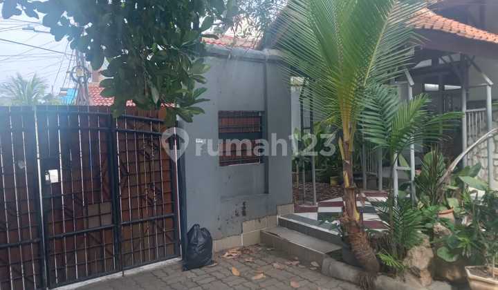For Sale Rumah di Kompleks Dps Jakpus For Sale Rumah di Kompleks Dps Jakpus