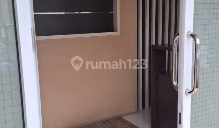 Thematic Shop House Gading Serpong 2