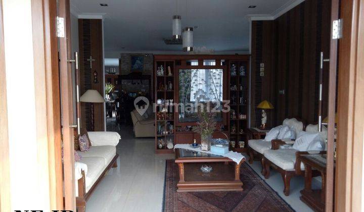 Rumah Bagus 2 Lantai di Legenda Wisata Lt 710 Lb 500 Siap Nego 1