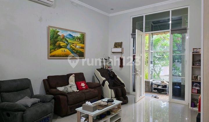 Dijual Rumah di Perumahan Eksklusif Soedirman Park Residence Pati Kota. Full Furnish Tinggal Bawa Koper. Murah.