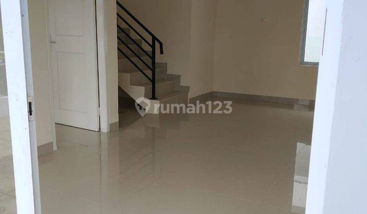 DISEWAKAN CEPAT!! TOWNHOUSE PULOMAS 3 DEKAT KARA INDUSTRI, KEPRI MALL BATAM CENTER 3