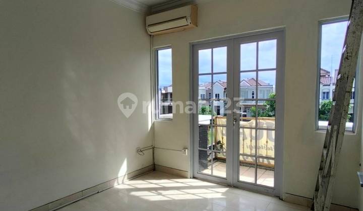 DIJUAL CEPAT & MURAH !! RUMAH 2 LT COUPLE BEVERLY HADAP TAMAN LT 220 M2 DEKAT MEGAMALL BATAM CENTER 5