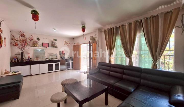 For Quick Sale !! 2-Story House Batam Park, Just a Step Away from Acia Ikan Bakar, Windsor, and Pek Kong Nagoya Batam 2