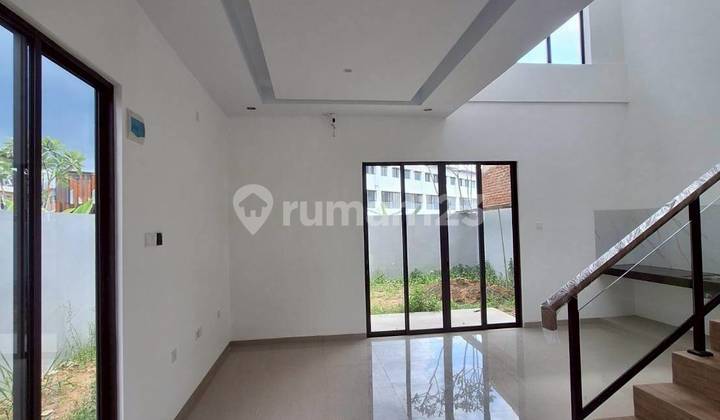 For Sale !! 3-Story Penthouse at The Icon Central Near Batam Center Golf Driving 2