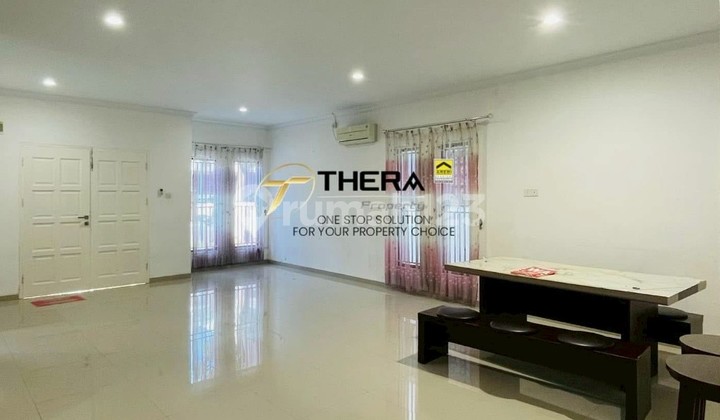 2-Storey House Victory Residence 5 Minutes Walk to Universal Batam Center Campus