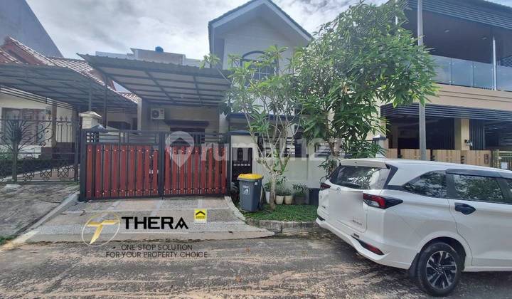 1.5-Story House in Sukajadi, Jl Kelapa, Near Church and Residential Gate Guard Post, Fully Renovated in Batam Centre