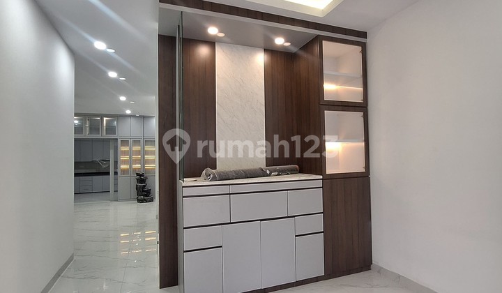 2-Storey House Fully Renovated with Nice Interior, Just Bring Your Suitcase, Quiet Environment Near Universal Campus Batam Center