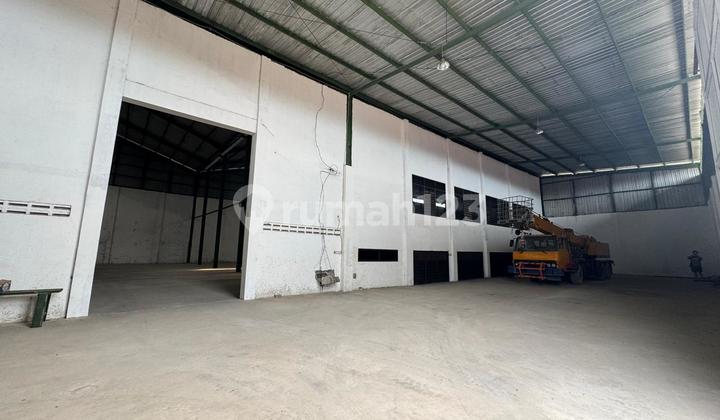 Sewa Gudang.tengah.kota 2