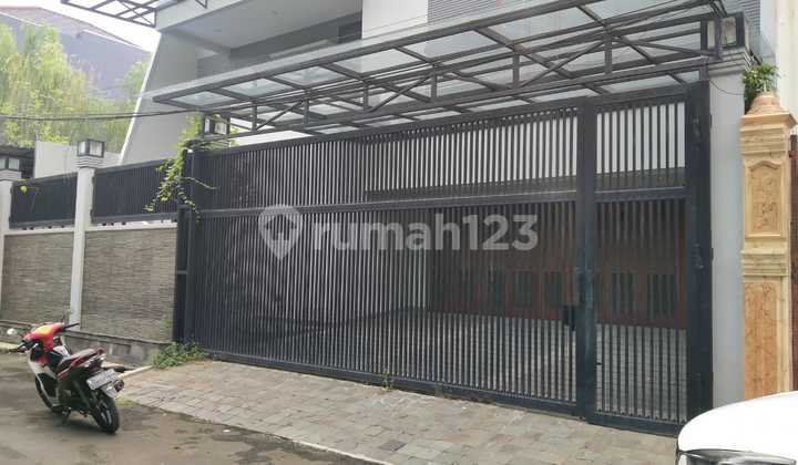 For Sale: Taman S Parman Petamburan Grogol House