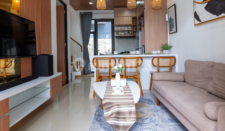 Rumah 2lt Dengan Private Pool Di Pamulang Rumah 2lt Dengan Private Pool Di Pamulang