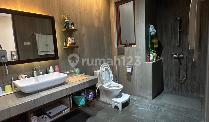 Rumah Siap Huni Ga Perlu Renov di Kedoya Permai Bangunan Mandiri 2