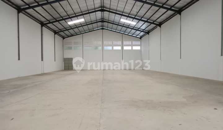 Wtl Warehouse Brand New Cikupamas
Land Area 1200
Building Area 720m
Office 240m
Bathrooms 3
Power 11kVA
Floor K 250
Ceiling 8 - 10m
Industrial Gas
Price 730 Million/Year Net Wtl Warehouse Brand New Cikupamas
Land Area 1200
Building Area 720m
Office 240m
Bathrooms 3
Power 11kVA
Floor K 250
Ceiling 8 - 10m
Industrial Gas
Price 730 Million/Year Net