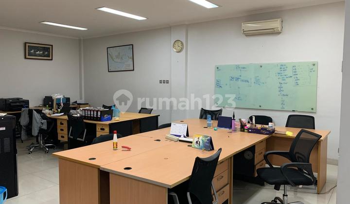 *Disewakan Segera*Ruko Crown Palace Tebet, Jakselruko Gandeng3 Lantailt 9X14lb 378M²Fully Furnished Mewahharga Rp. 650Jt/Th *Disewakan Segera*Ruko Crown Palace Tebet, Jakselruko Gandeng3 Lantailt 9X14lb 378M²Fully Furnished Mewahharga Rp. 650Jt/Th