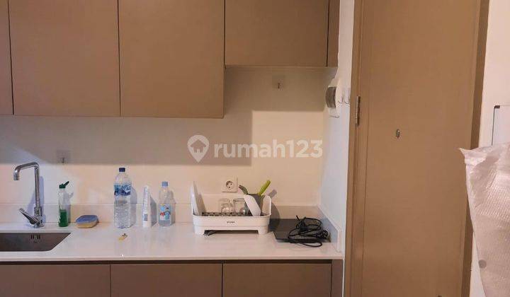 Apartemen Goldcoast 1 Br Full Furnish 44m 1