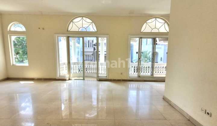 Disewakangoldcoast 6 Kamar Tidur7 Ac Gorden Kitchen Set15 X302 Lantai6 Kamar + 14Wc11.000 Watt 2