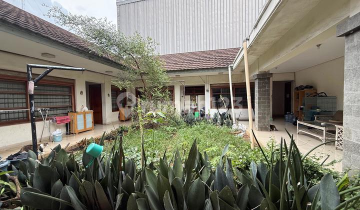 Dijual Rumah Dekat Fatmawati Jaksellt.702m2lb.231m2 6kt+6kmparkiran 6 Mblshmharga 28m Nego 2