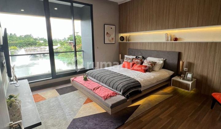 Langka Dijual Rumah Mozart Gading Serpong Furnish Interior Kolam Renang View Danault : 272M (12X23m)Lb: 286Mkt: 4 + 1 Artkm: 5 + 1 Artdimensi: 12 X 23Hadap : Utaralistrik: 16Rb Wattsertifikat : Siap Ajbair : Pdam- Bebas Banjir- View Danau- Fully Furnished 2