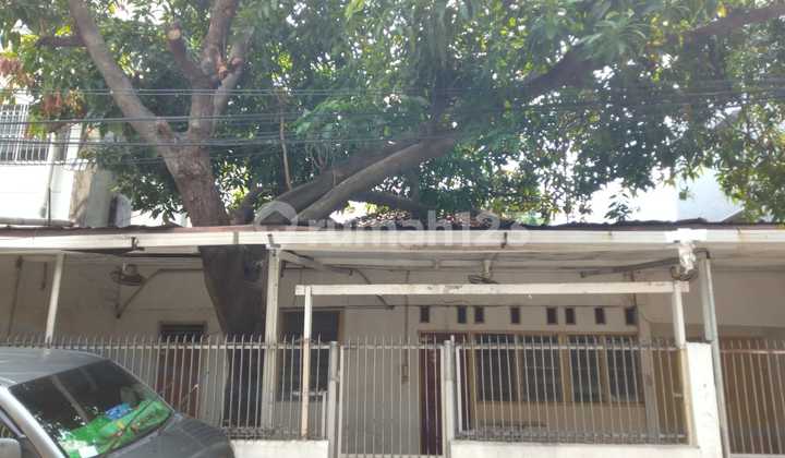 Dijual Dijual Rumah Di Jakarta Pusat(bungur Raya)hitung Tanah Only 280m2, Nego Pihak Penjual Direct.lokasi Hoek Cocok Untuk Ruko Atau Kos-kosan, 100meter Dari Stasiun Kemayoran, 500meter Dari Halte Busway Pasar Baru Timur Dan Kantor Pengadilan Jakarta Pus