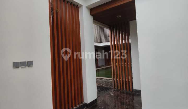 Rumah Baru Modern Tropical Minimalis Luas Tanah 489 M2 Luas Bangunan 654 M2kamar Tidur 5+2kamar Mandi 5+1 ( Kohler )pos Satpam + Toiletkolam Renanglift ( Panoramic )lantai Marmer Import Dan Lokalbasement Bisa 5 Mobil Carport Bisa 3 Mobilac Central Vrv 16  2