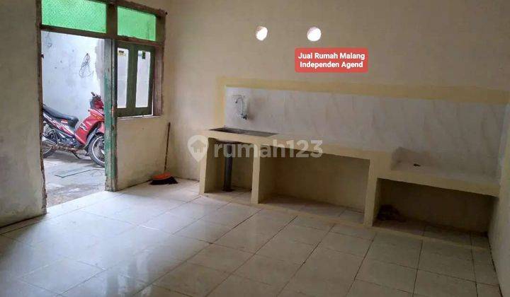 Rumah di Tutut arjowinagun selatan Kantor Blok Office Kota Malang SHM Bagus Sekali 4