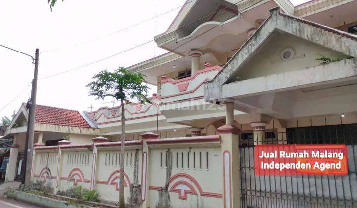 Rumah di Panji suroso kota Malang 2 Lantai SHM Butuh Renovasi Unfurnished 1