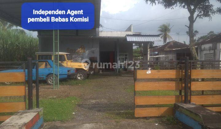 Rumah di Pagelaran 2 Lantai SHM luas 800 meter Barat 2