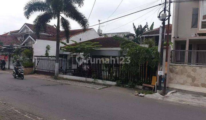 Rumah di Jl. Poros Raya Candi Mendut SHM Utara