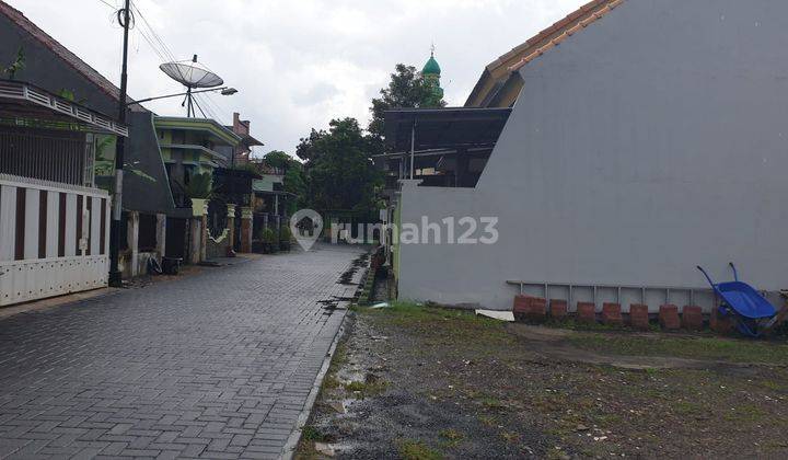 Tanah di Teluk Grajakan sulfat kota Malang 210 m² SHM 1