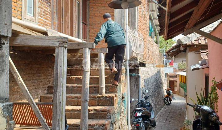 Rumah kost murah butuh uang di sukun 7 kamar  1