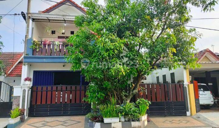 Rumah di Jl. Mangliawan Pakis Kab Malang 2 Lantai SHM 4 kamar 1