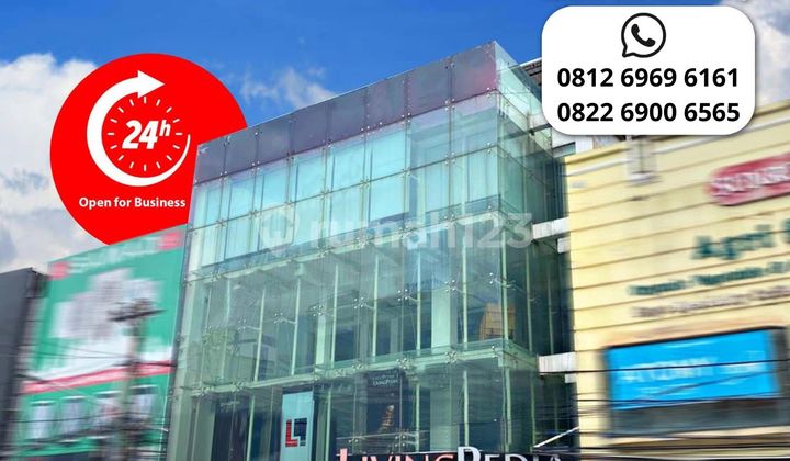 Showroom / Shop House Jl. Zainul Arifin No 168 - 172