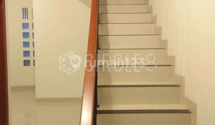 Rumah Nyaman Di Situsari Lengkong Bandung Dijual Bagus Rumah Nyaman Di Situsari Lengkong Bandung Dijual Bagus