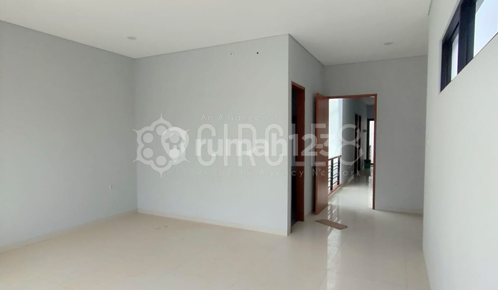 Next Level.. Rumah DI Taman Holis Indah 2 Bandung Kota 2