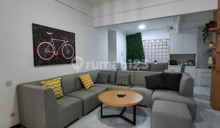 Rumah Mewah Minimalis Modern di Kopo Permai Bandung